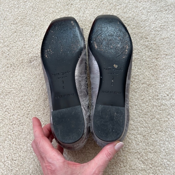 Kate spade silver flats 7 - Picture 9 of 13